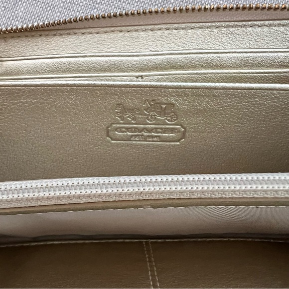 NWT COACH Waverly Floral Zip Wallet 45051 - Picture 8 of 9